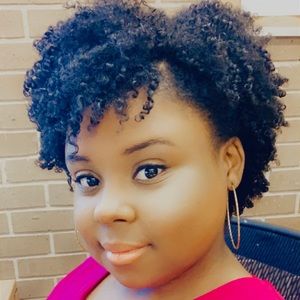 Meet your Posher, Tanaya
